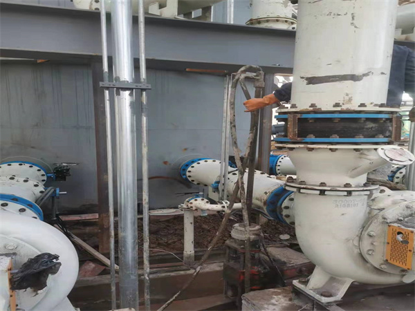 东方华侨农场设备基础沉降下沉注浆加固增加荷载